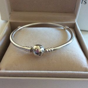 pandora disney parks exclusive wonderful world bracelet pandora disney parks exclusive wonderful world bracelet